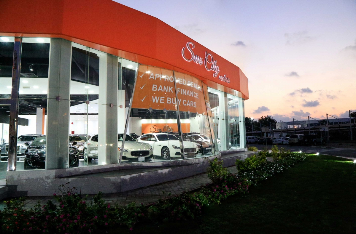 best used car showroom in dubai