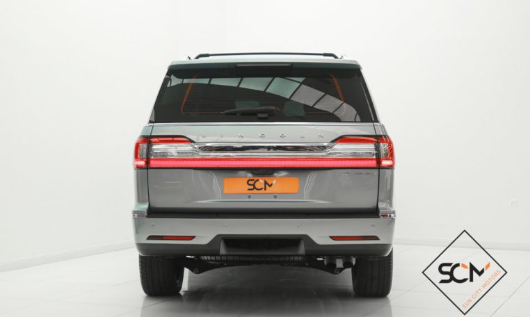 LINCOLN NAVIGATOR PRESIDENTIAL