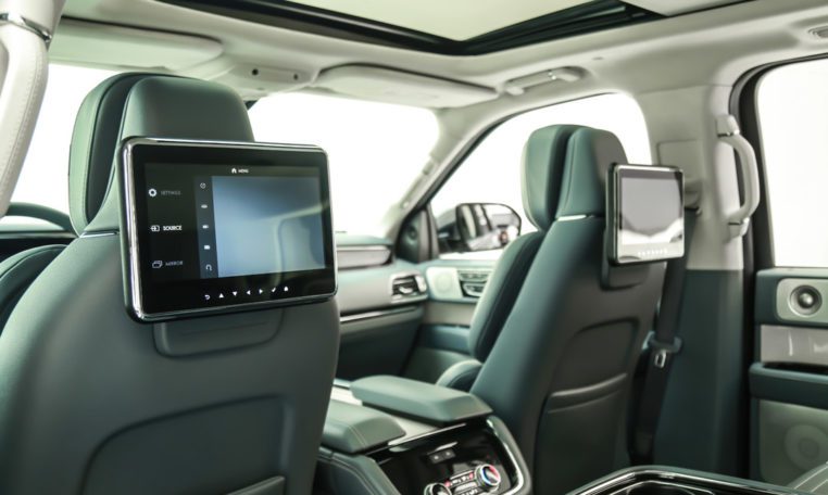 LINCOLN NAVIGATOR PRESIDENTIAL