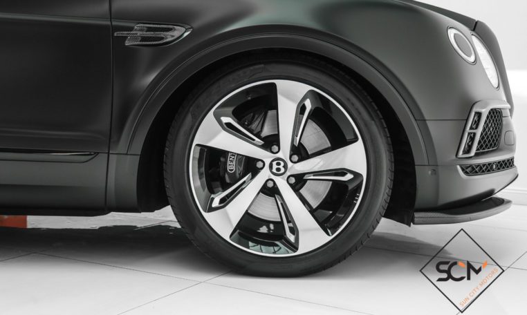 BENTLEY BENTAYGA W12-SUV