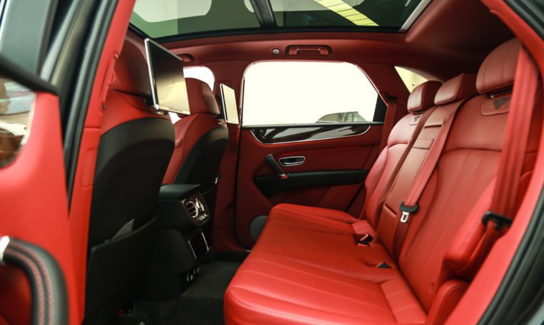 BENTLEY BENTAYGA W12-SUV