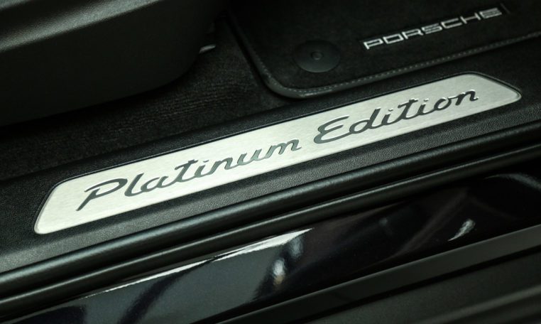 PORSCHE CAYENNE PLATINUM EDITION