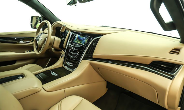 CADILLAC ESCALADE PLATINUM