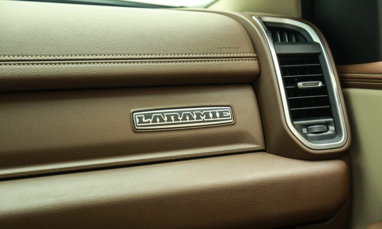 DODGE RAM 1500 LARAMIE CREW CAB