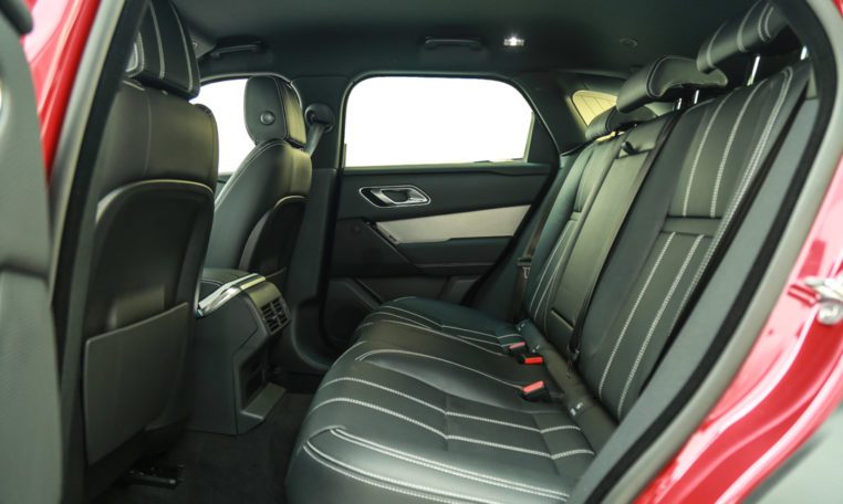 RANGE ROVER VELAR SE P250 R-DYNAMIC