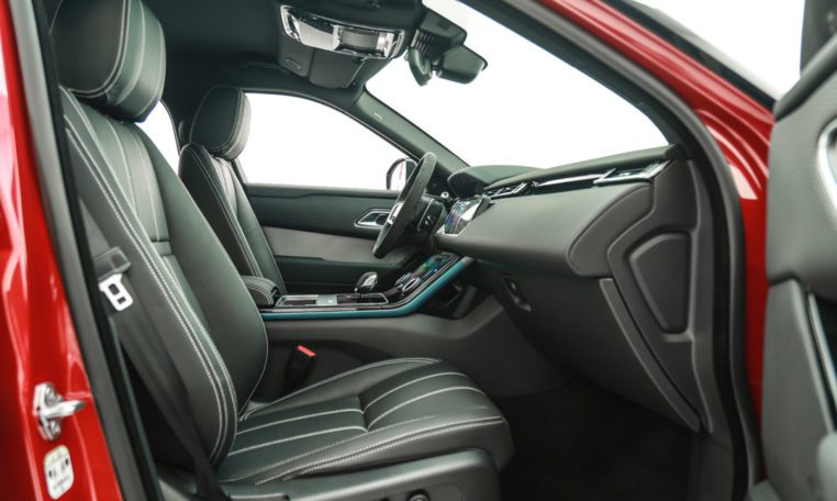 RANGE ROVER VELAR SE P250 R-DYNAMIC