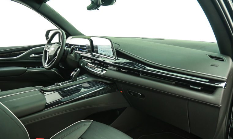 CADILLAC ESCALADE 600 – SPORT