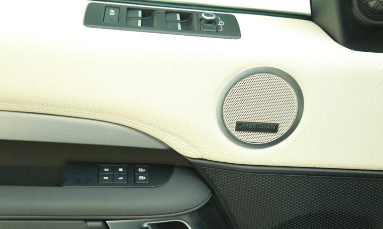 LAND ROVER DISCOVERY SI6 SE P360