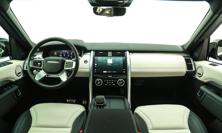 LAND ROVER DISCOVERY SI6 SE P360