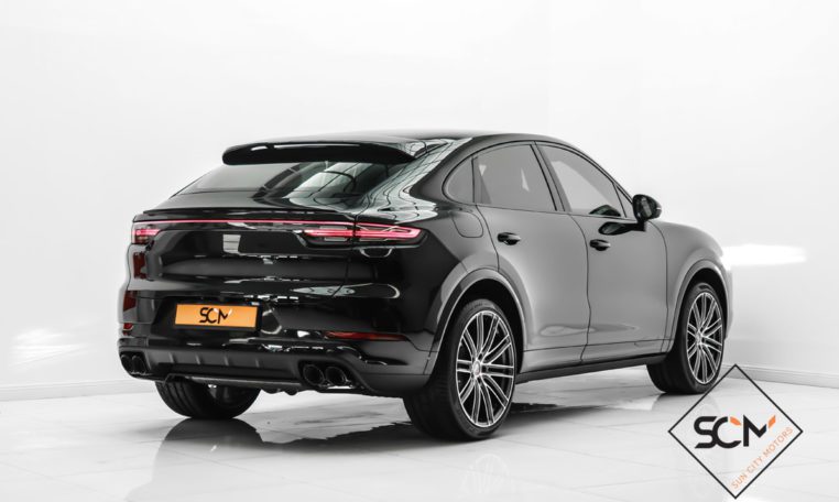 PORSCHE CAYENNE PLATINUM EDITION