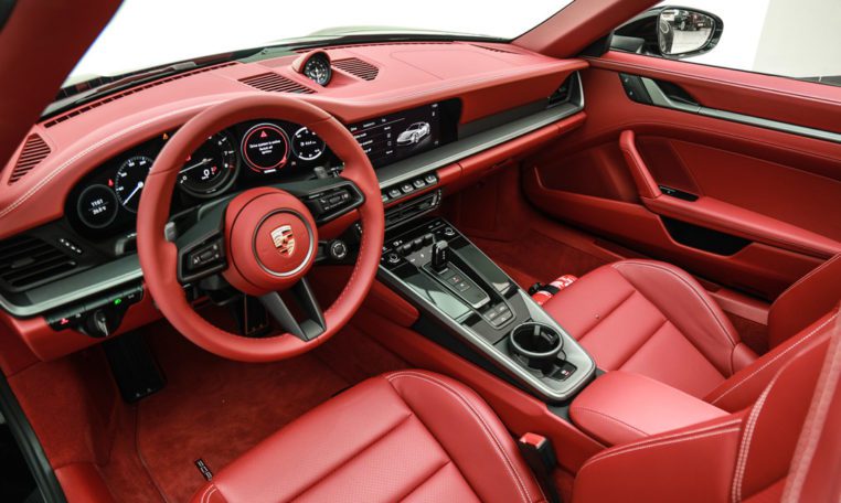 PORSCHE 911 CARRERA CONVERTIBLE