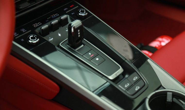 PORSCHE 911 CARRERA COUPE