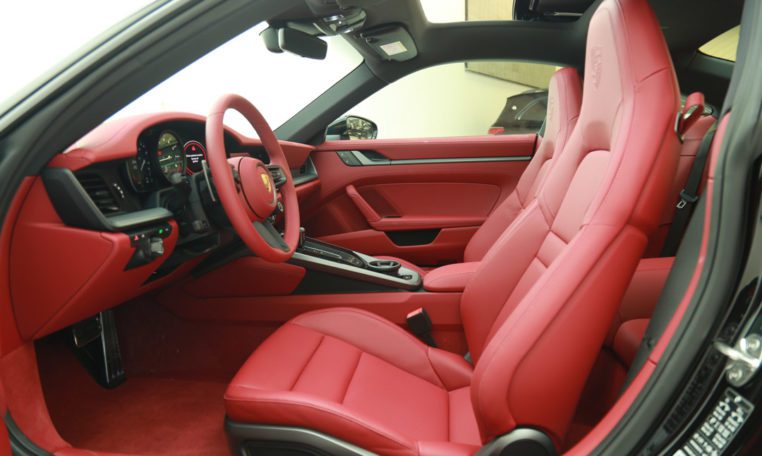 PORSCHE 911 CARRERA COUPE