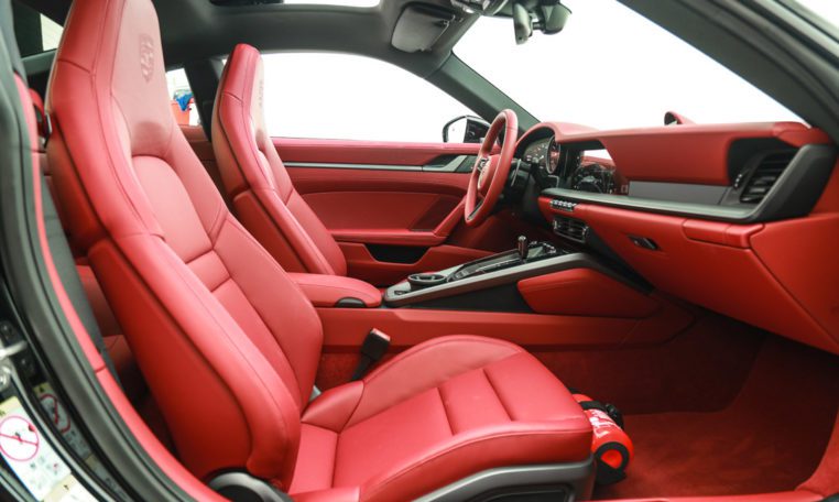 PORSCHE 911 CARRERA COUPE