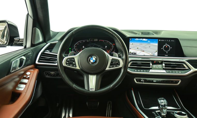 BMW X7 XDRIVE 50i M-KIT