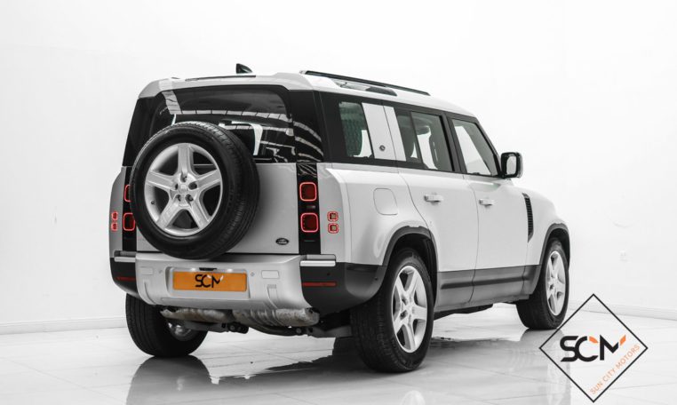 LAND ROVER DEFENDER