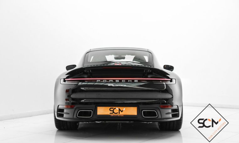 PORSCHE 911 CARRERA COUPE