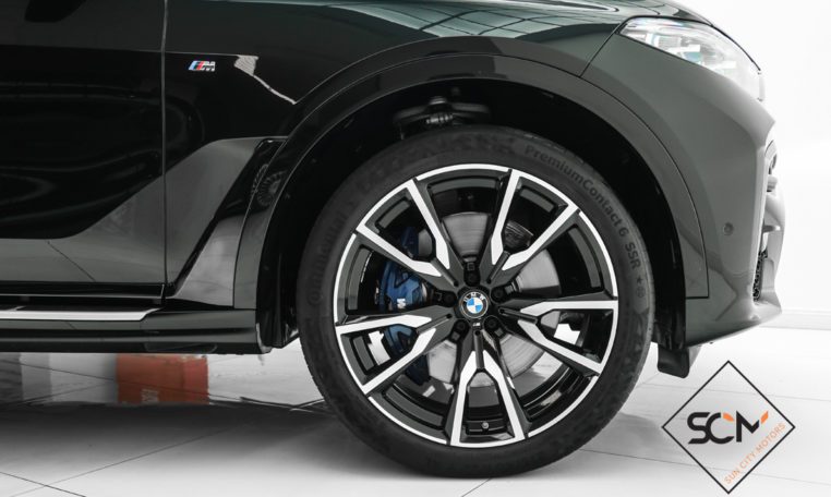 BMW X7 XDRIVE 50i M-KIT