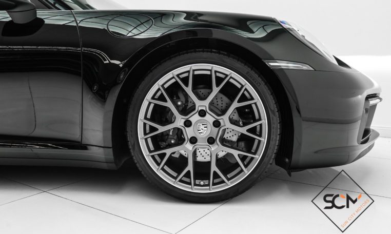 PORSCHE 911 CARRERA COUPE