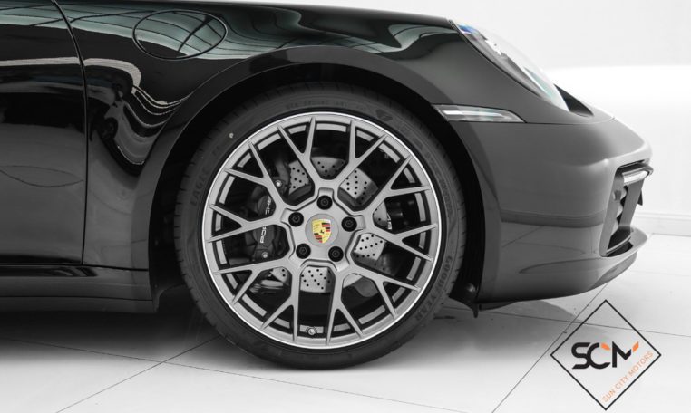 PORSCHE 911 CARRERA CONVERTIBLE