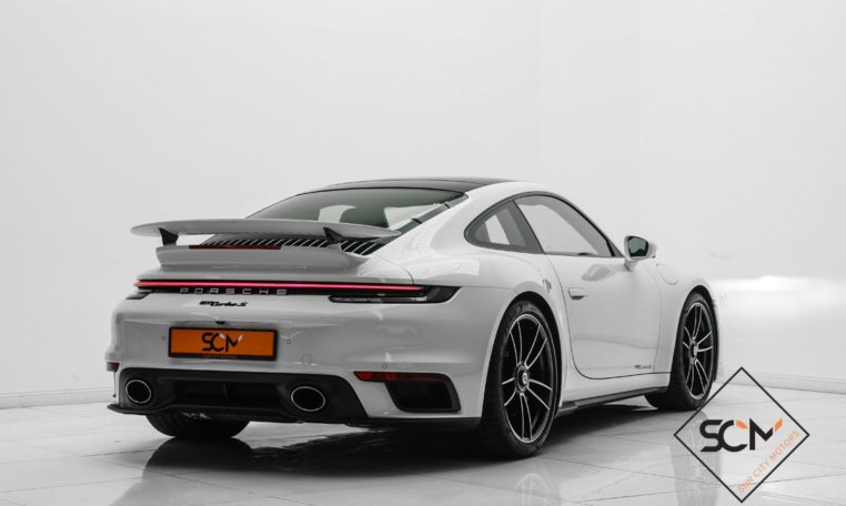 PORSCHE 911 TURBO S