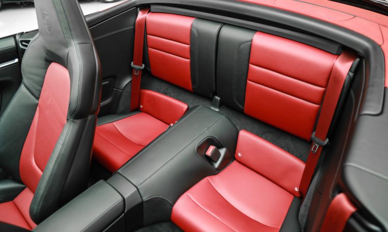 PORSCHE 911 CARRERA – S