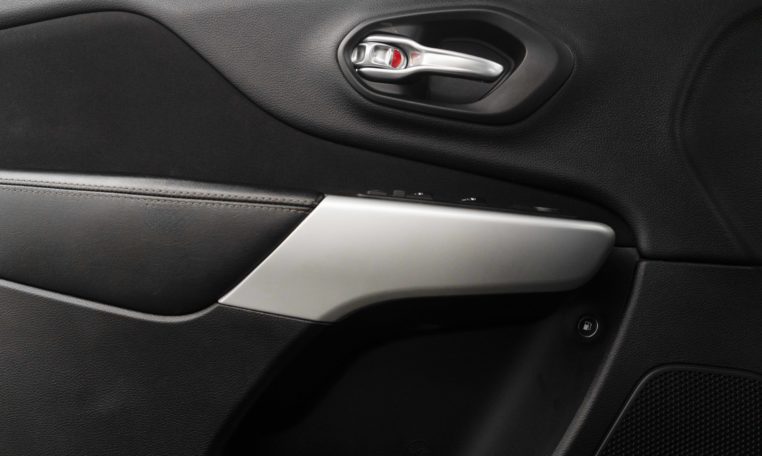 JEEP CHEROKEE LATITUDE LUX