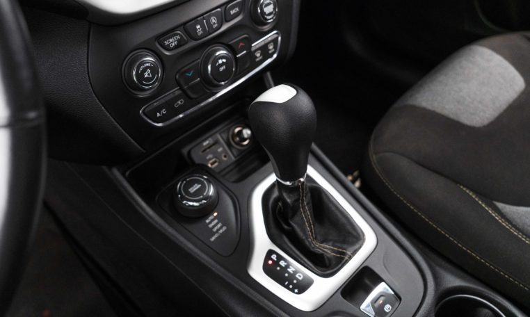 JEEP CHEROKEE LATITUDE LUX