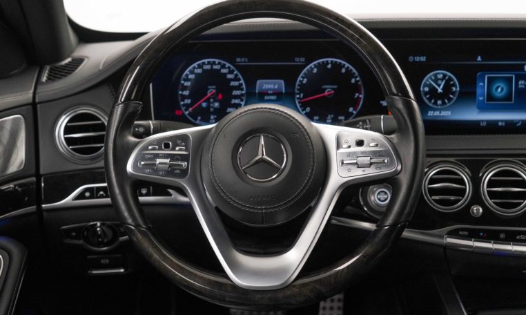 MERCEDES S560 4 MATIC