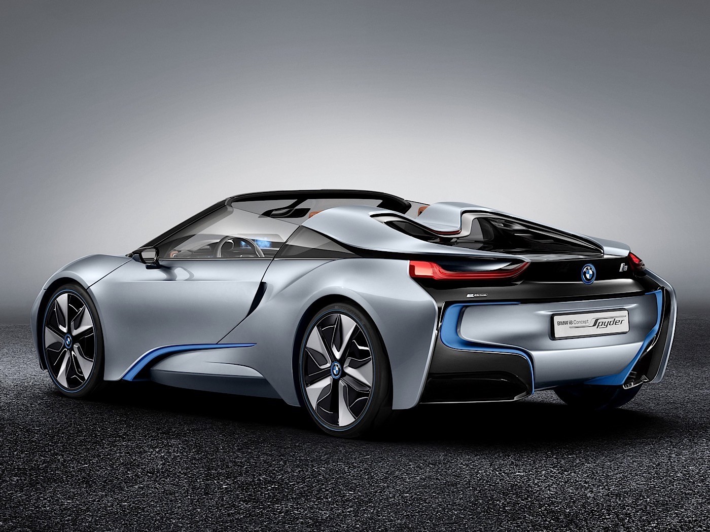 BMW i8 Roadster to Arrive Next Year