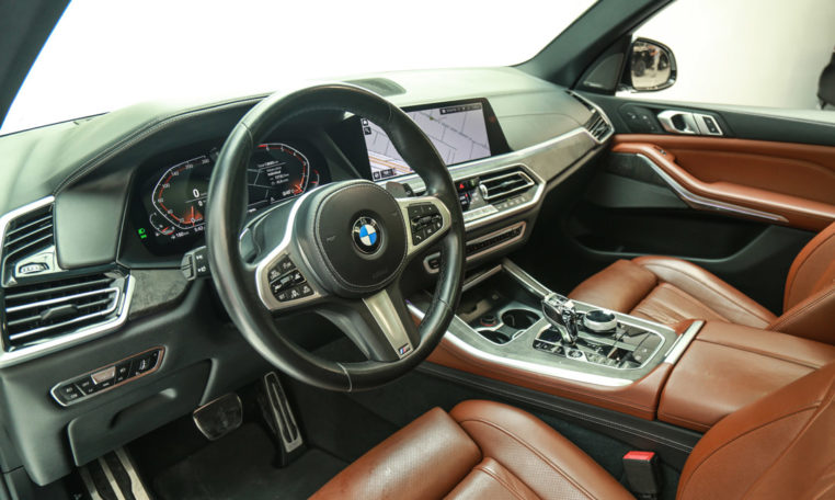 BMW X5 M50i M PERFORMANCE