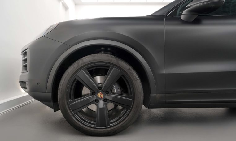 PORSCHE CAYENNE COUPE
